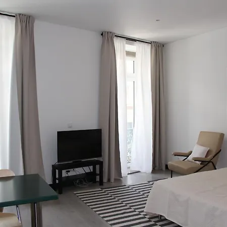 Dobairro At Bairro Alto * Lissabon