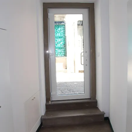 Dobairro At Bairro Alto Lizbona