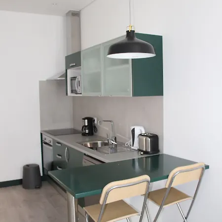 Dobairro At Bairro Alto * Lisboa