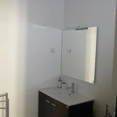 Dobairro At Bairro Alto * Lisboa