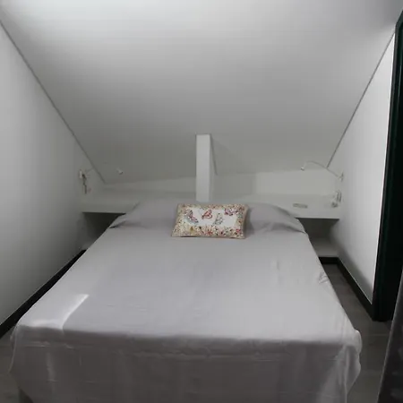 Dobairro At Bairro Alto Lisboa